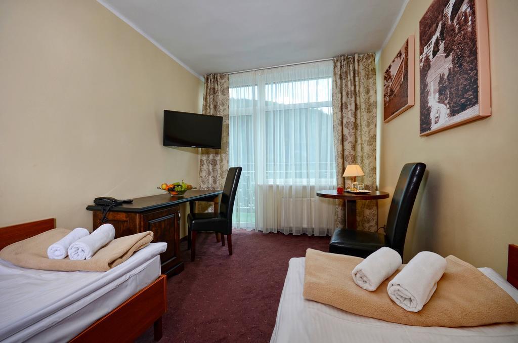 Mazowsze Medi Spa 乌斯特龙 外观 照片